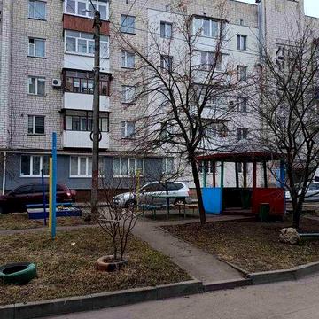 Продаж 2 кімнатної квартири на Київській