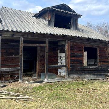 Будинок бід розбір ,хата під розбір