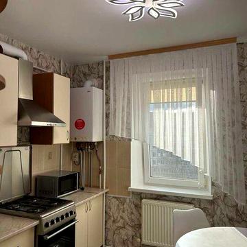 Аренда 2 ком квартиры с хорошим ремонтом !