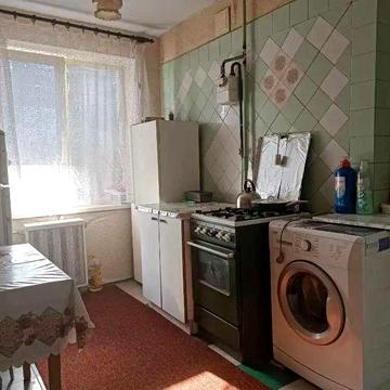 Продам 2 ком квартиру р-н Калиновой