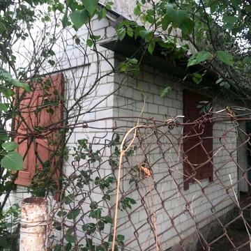 Продається дача в районі меблевої фабрики