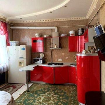 Квартира 4 комнаты в Васильковые с ремонтом и мебелью