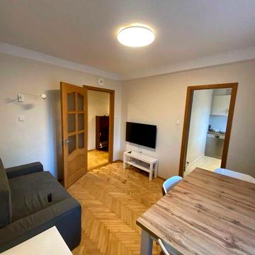 Здам 3-кімнатну квартиру, бул. Лесі Українки 28, м. Печерська