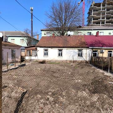 Продаж будинку в самому центрі міста!