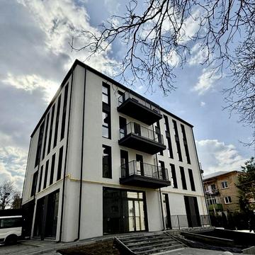 Продам 2 кім квартиру в будинку бізнес класу вул.Зелена ЖК Зелена бізнес клас