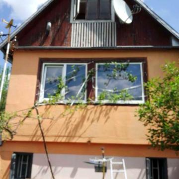 Будинок Дача  гараж поруч  ставок ліс