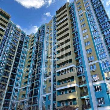 1к квартира з терасою 38 м² у ЖК Версаль Парк