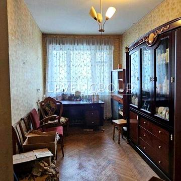 3 кім 64 м. кв Печерськ бульв Лесі Українки 24