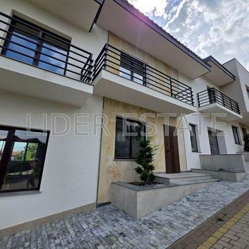 Єоселля Продається таунхаус в Ужгороді |центр| 3 кімнати