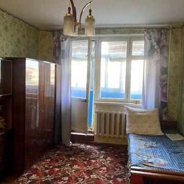 Продам 1-кім.кв на 3-м районі коло школи