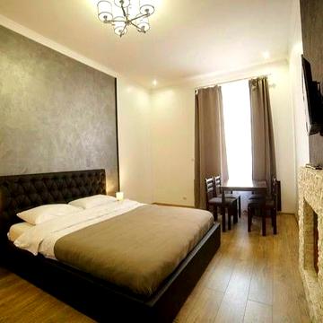 Оренда двокімнатної квартири в центрі проспект Свободи