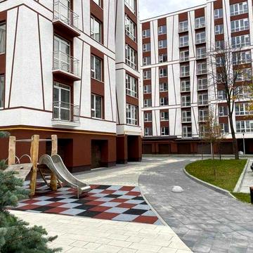 Здана 2-кімнатна квартира! З комунікаціями!