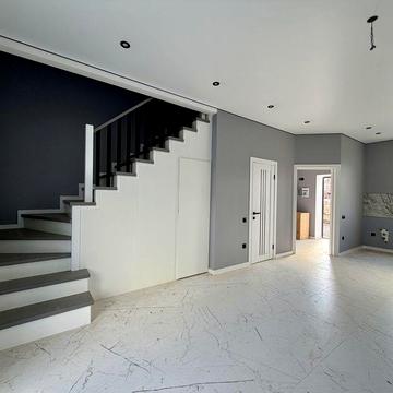 Продаж таунхауса з ремонтом в Стрижавці