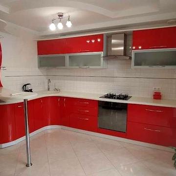 Продається 3-кімнатна квартира в  центрі міста Чигирин