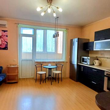 Урлівська вул., 11/44