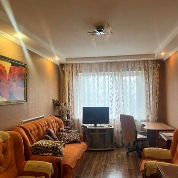 Продам 2-х кімнатну квартиру на 2 мікрорайоні