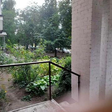 Продам 2 кімн.квартиру на Дружбі вул.Мухіної