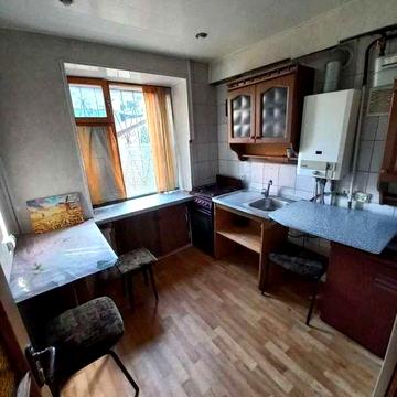 3-кімнатна квартира у центрі 46м2