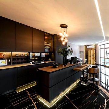 Продається пентхаус з дизайнерським ремонтом та меблями ЖК Грін Ленд