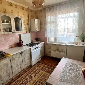 Терміново продам 2кім.кв на Червоній горі