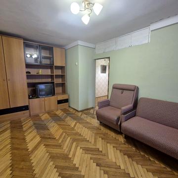 Верховної Ради бульв., 29