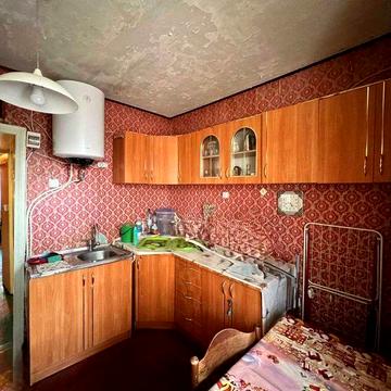 Продам трехкомнатную квартиру в жилом состоянии на Таирова/Киевский