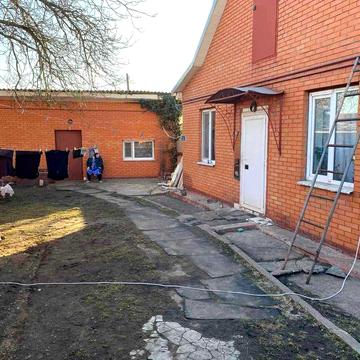 Продам два будинки на одній ділянці Мирний  (ВЛАСНИК)