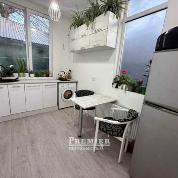 2-комнатная квартира. Палисадник. 10 минут от центра