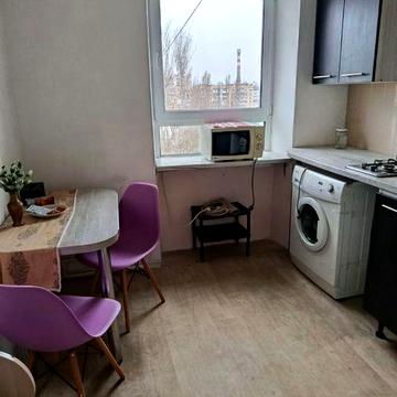 Двухкомнатная квартира в кирпичном доме на Таирова