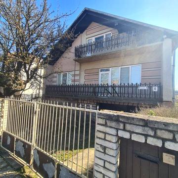 Продається будинок в с.В.Береги.