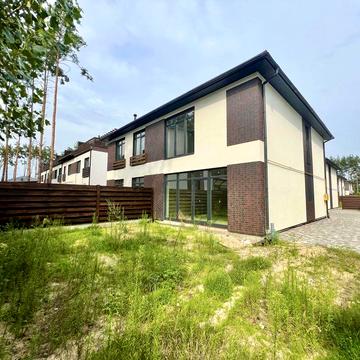 Продаж дуплексу в котеджному містечку біля парку