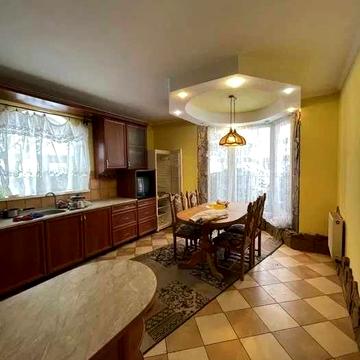 Пропозиція оренди ЧАСТИНИ БУДИНКУ, 3 кім. р-н Пасічної, вул. М.Голубця