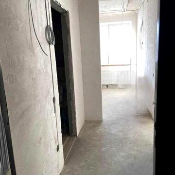 Продам однокомнатную квартиру с начатым ремонтом в новом ЖК/Киевский