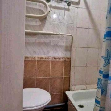 Продам гостинку Нові будинки (Новые дома)