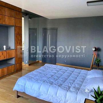 Продаж 2-х кімн Липківського митрополита 18, Урицького,Центр