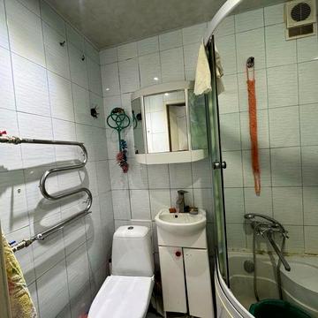 Продам квартиру на Вишенці, пр-т Юності