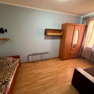 В довгострокову оренду здається частину будинку на П.Борщагівці