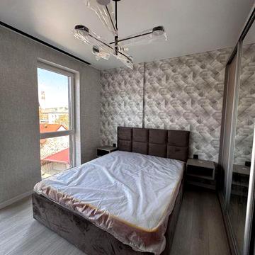 Оренда біля Монади