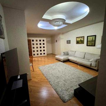 Здається в оренду квартира біля Ботанічноо саду 115м2 Шевченківський