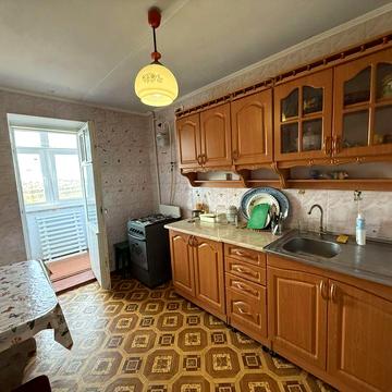 Трехкомнатная квартира на Щоссейной,старый ЖД.6/9