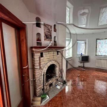 Без % | Просторий будинок 174,7 м² з басейном | Осокорки, поруч канал