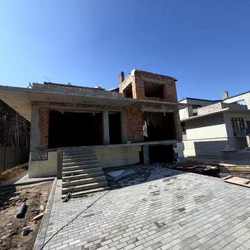 Будинок в сосновому  лісі Биківня