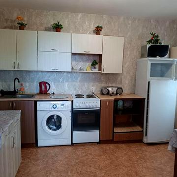 Оренда однокімнатнї квартири по вулиці Європейська,новий будинок.