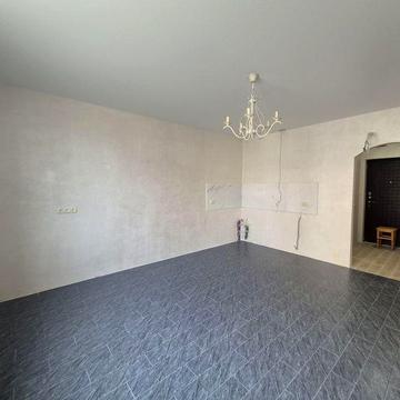 Продам 1-к студію з свіжим ремонтом. Екслюзив