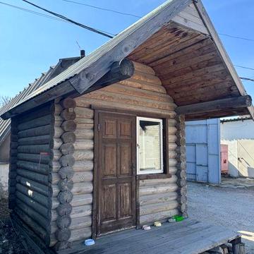 Дерев’яний сруб (будинок рибака)