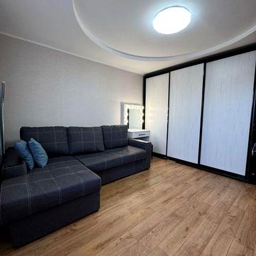 Однокімнатна квартира в цегляному будинку