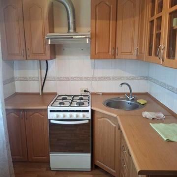 Дуже затишна 1-кімнатна квартира в цегляному будинку з газом.