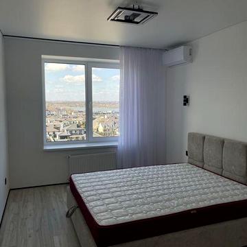 Продаж 1 кімнатної квартири з чудовим виглядом на озеро ЖК Dream city