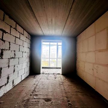 Набережна Перемоги вул., 44