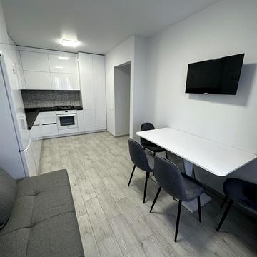 Київський Шлях вул., 102